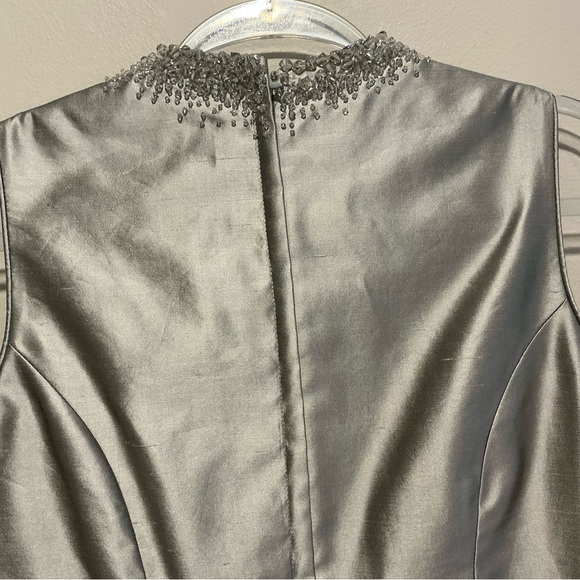 Catherine Regehn Silver elegant cocktail dress size 6 - Picture 6 of 12